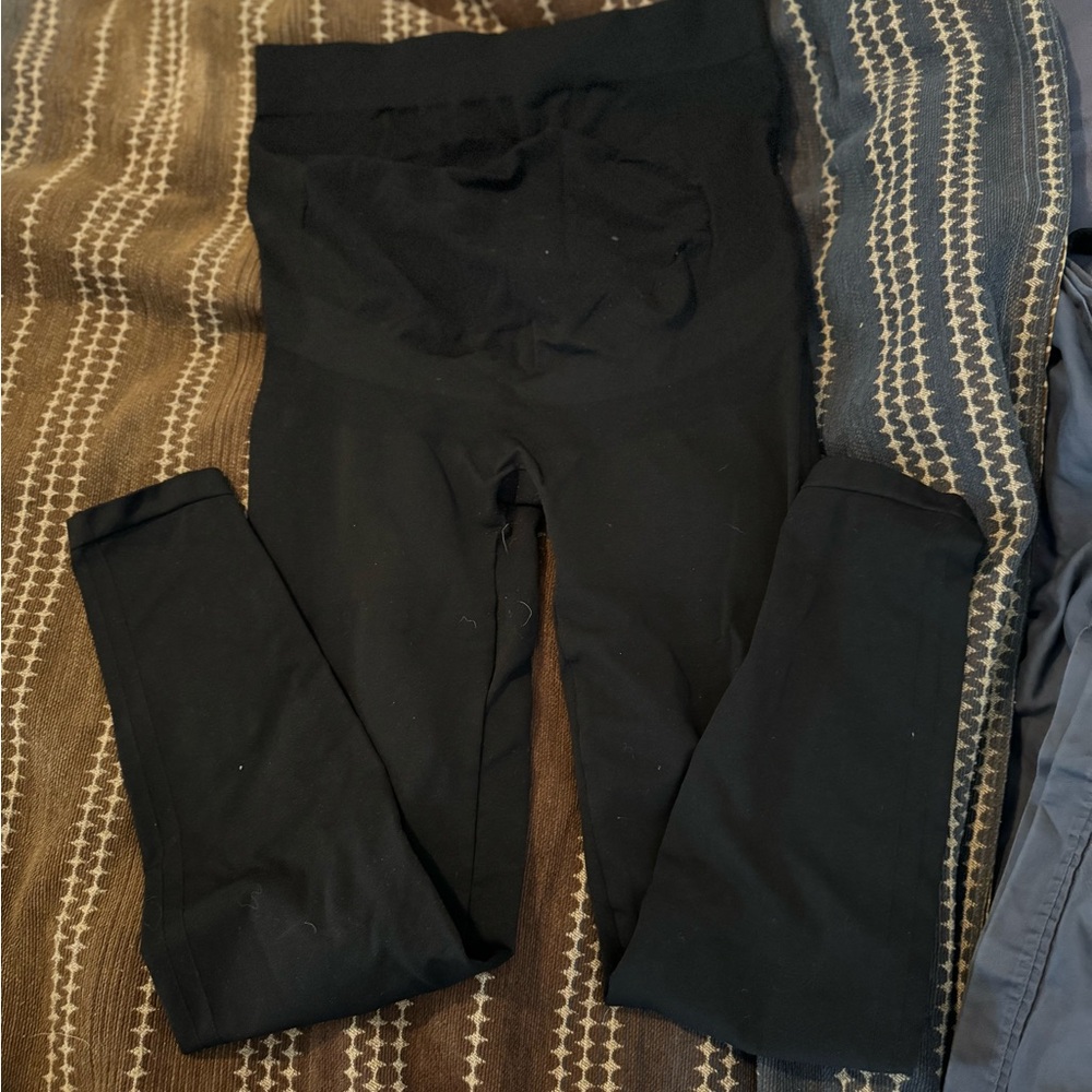 Blanqi maternity wear